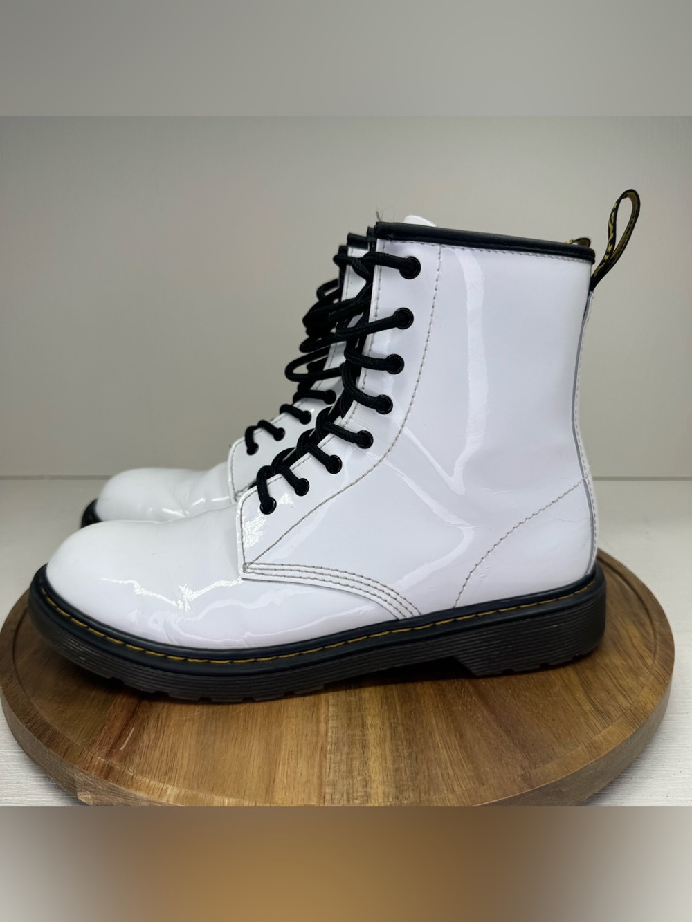 Dr Martens AirWave 1460Y White Leather Boots Zip-Lace Up Women’s 7, Men’s 6